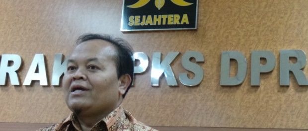 ahok mundur dari wagub