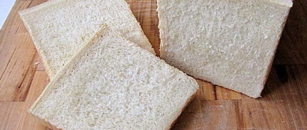 bahaya makan roti tawar