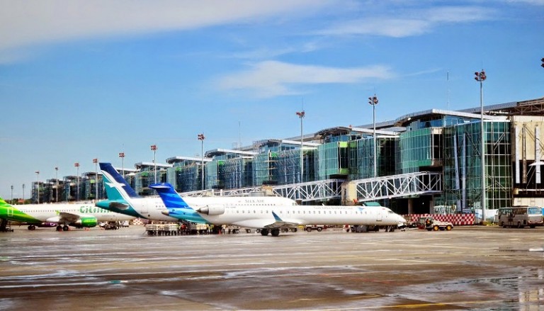 Pemprov Segera Bangun Dua Bandara Lagi