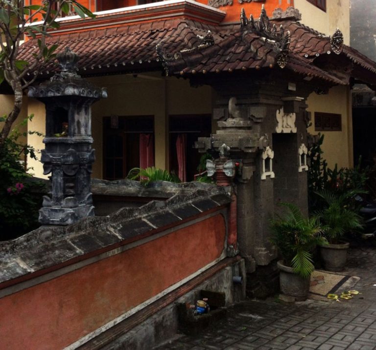 10 Tips Memasukkan Unsur Budaya Indonesia dalam Membangun Rumah di Lahan Sempit di Jakarta