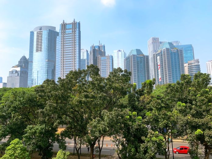 Gedung dan ruang hijau di kawasan perkotaan