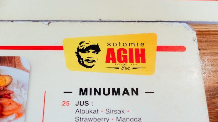 Makanan lokal Indonesia sebagai bagian dari kehidupan kota